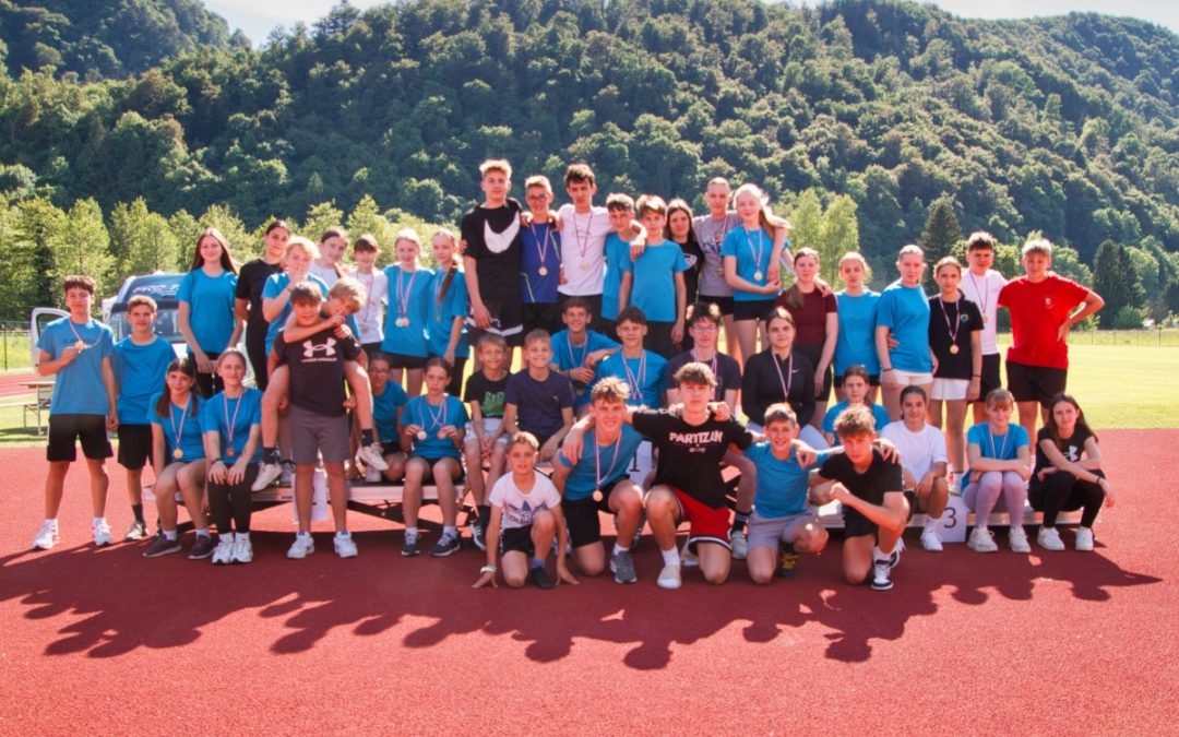 NAŠI ATLETI IN ATLETINJE ODLIČNI NA MEDOBČINSKEM TEKMOVANJU